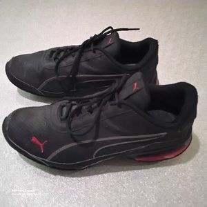 Men Puma Black & Red Arch Tec Running Shoes Good U.C. Size 11 UPC # 195098688127